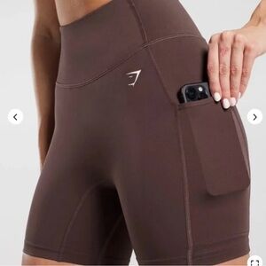 Gymshark- Chocolate Brown Pocket Shorts (small)